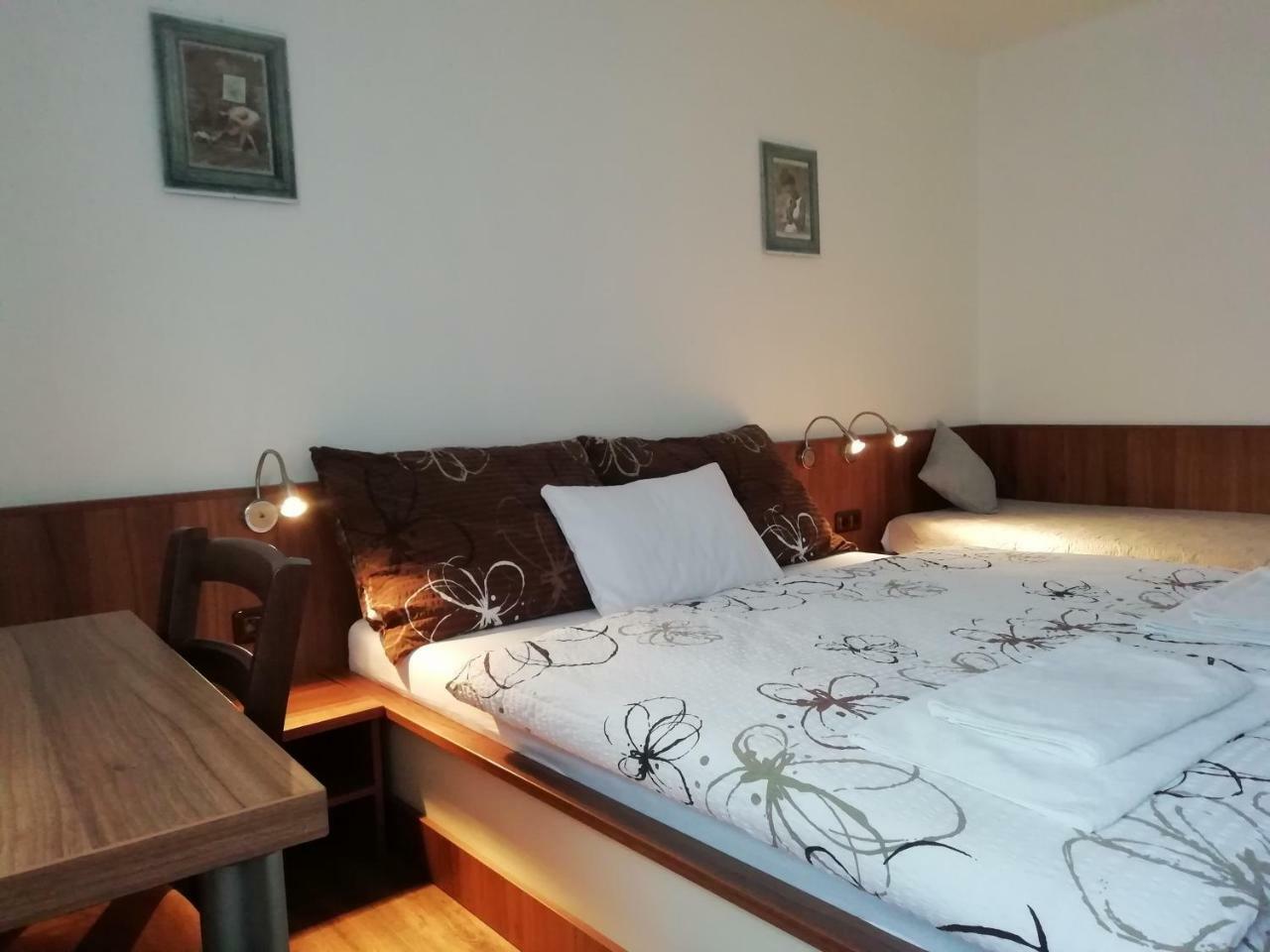 Motorest U Kola Prostejov Bagian luar foto